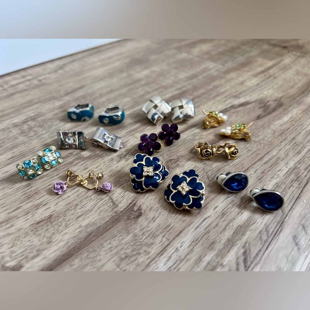 Vintage clip on earrings metal with gems granny grandma grandmacore glam dressup